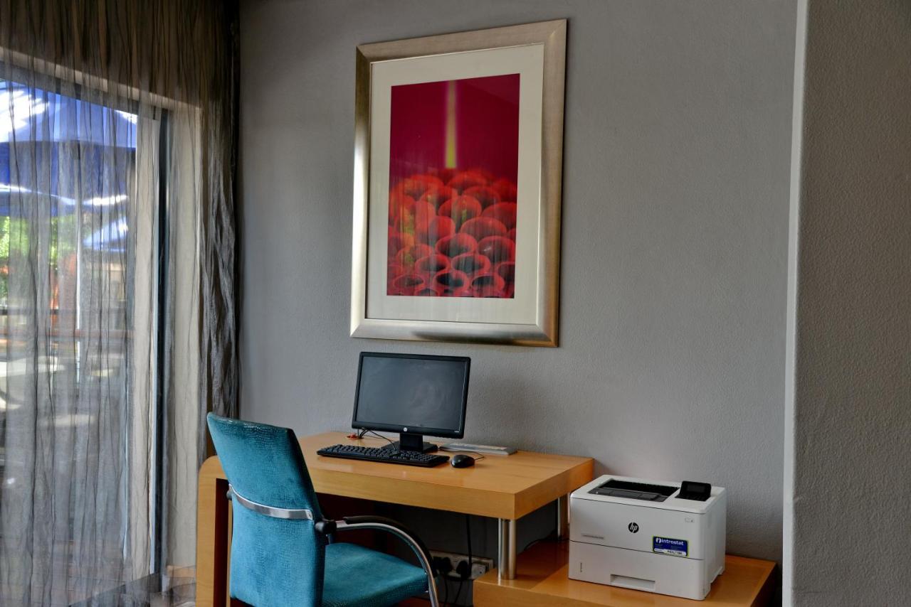 Anew Hotel Roodepoort Johannesburg エクステリア 写真